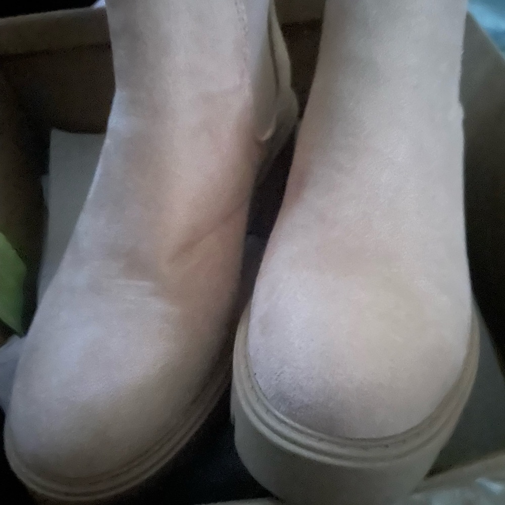 Women's Tan Ankle Boots